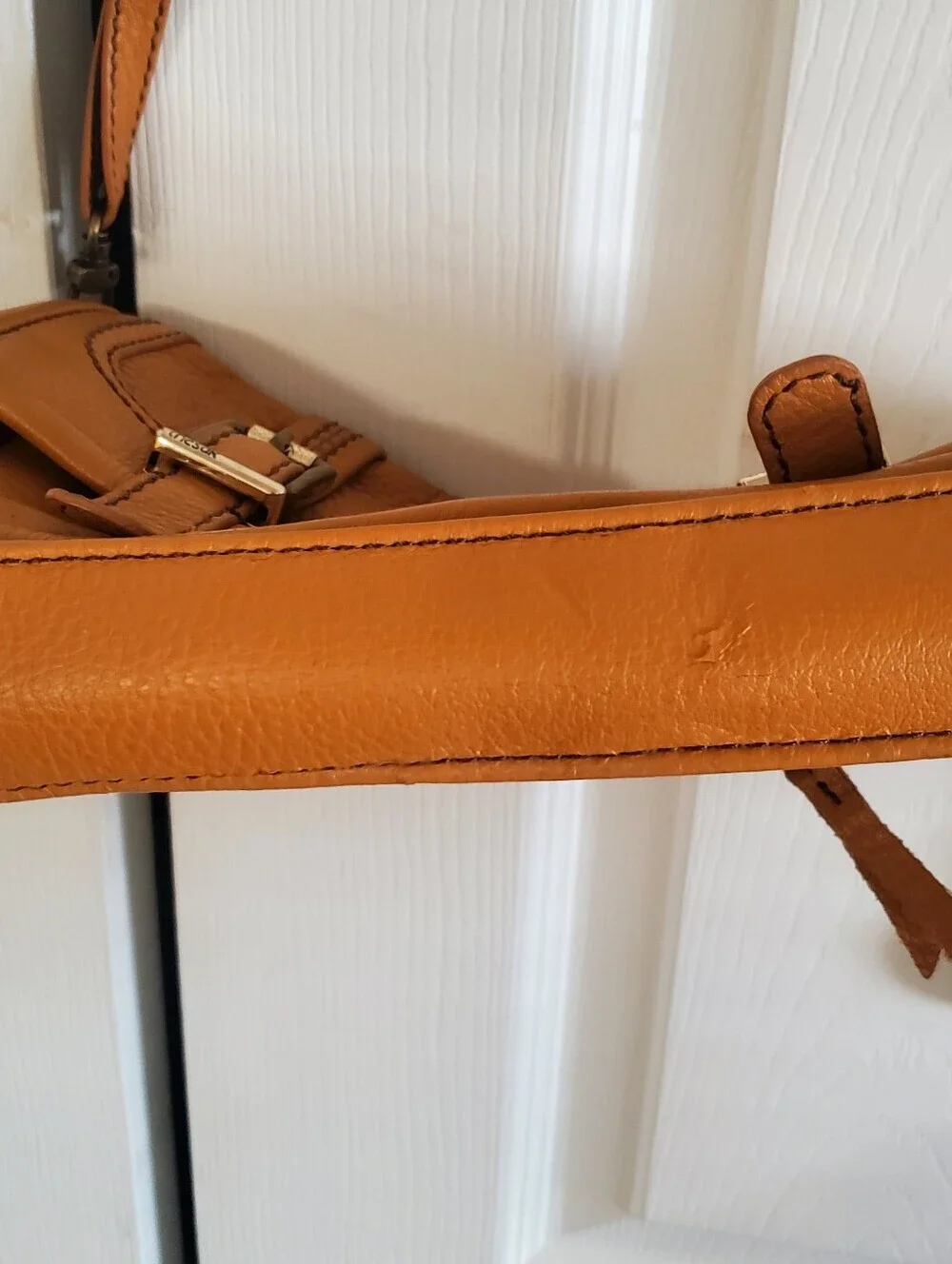 THE SAK HOBO PEBBLED LEATHER BAG. COGNAC COLOR. CROSSBODY